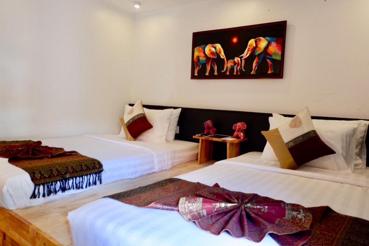 1004 Boutique Hotel Siem Reap Esterno foto