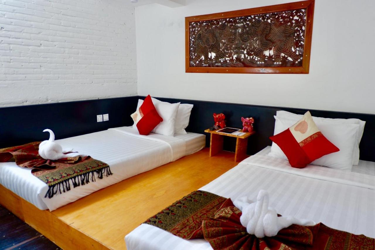 1004 Boutique Hotel Siem Reap Esterno foto