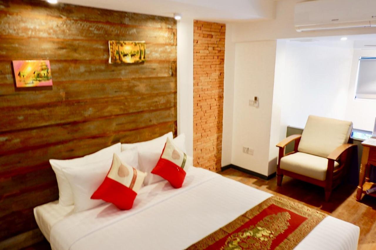 1004 Boutique Hotel Siem Reap Esterno foto