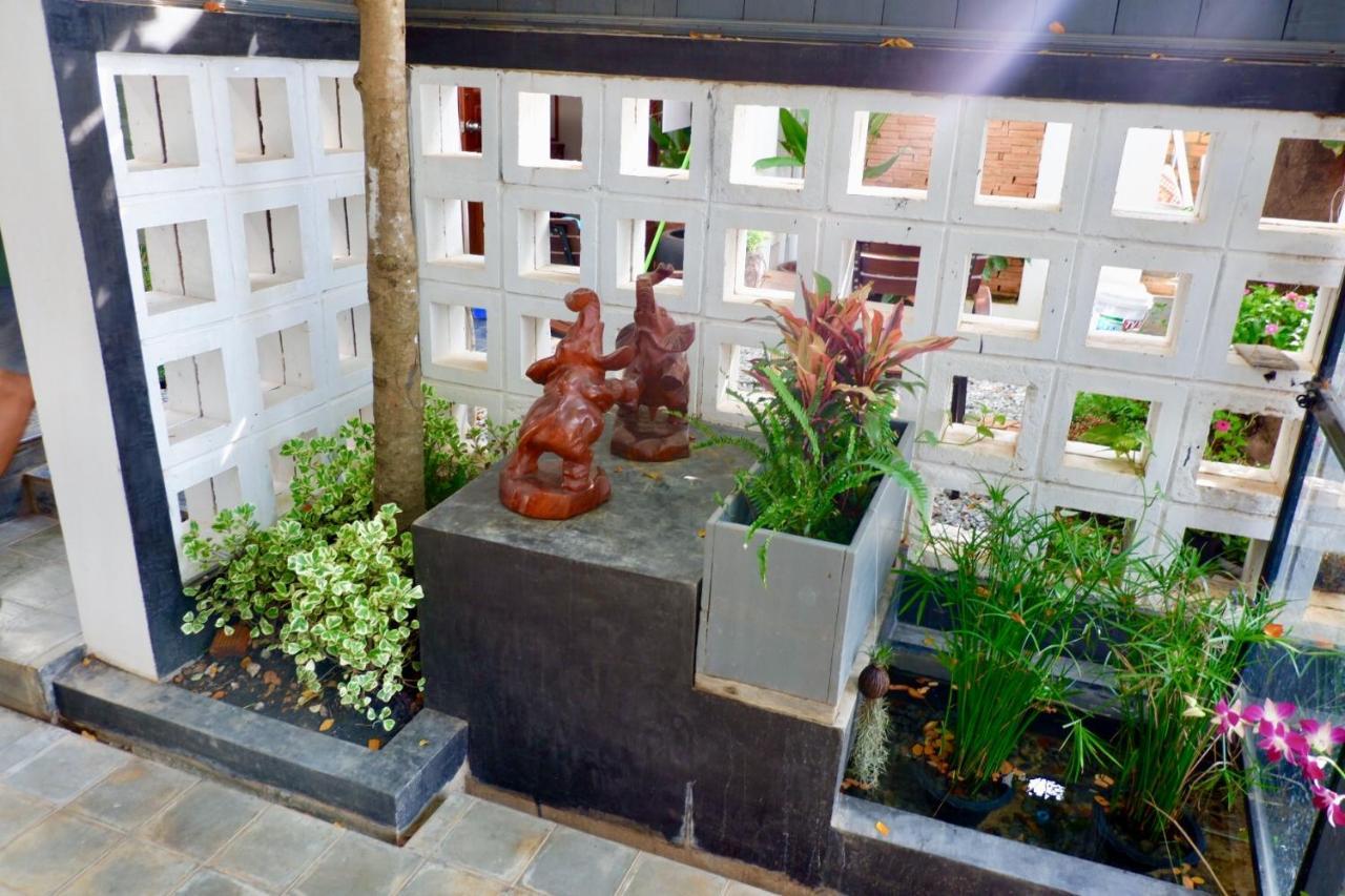 1004 Boutique Hotel Siem Reap Esterno foto