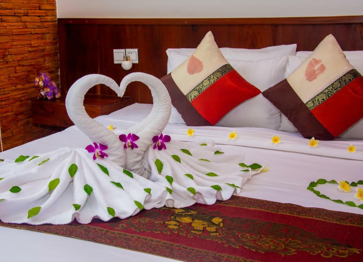 1004 Boutique Hotel Siem Reap Esterno foto