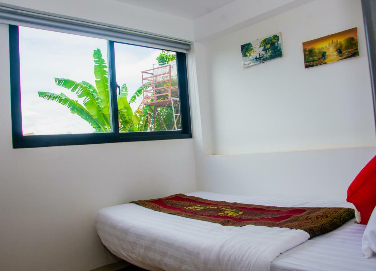 1004 Boutique Hotel Siem Reap Esterno foto